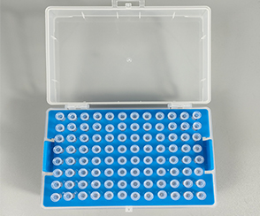 High quality disposable 10μL pipette tip 