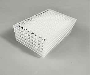 Laboratory PP material 96 well half-skirt PCR plate
